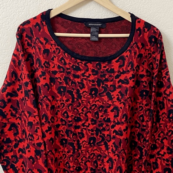 ⭐️SALE⭐️ Ashley Stewart Sweater Plus Size 26 Red Black Animal Print - Picture 2 of 4